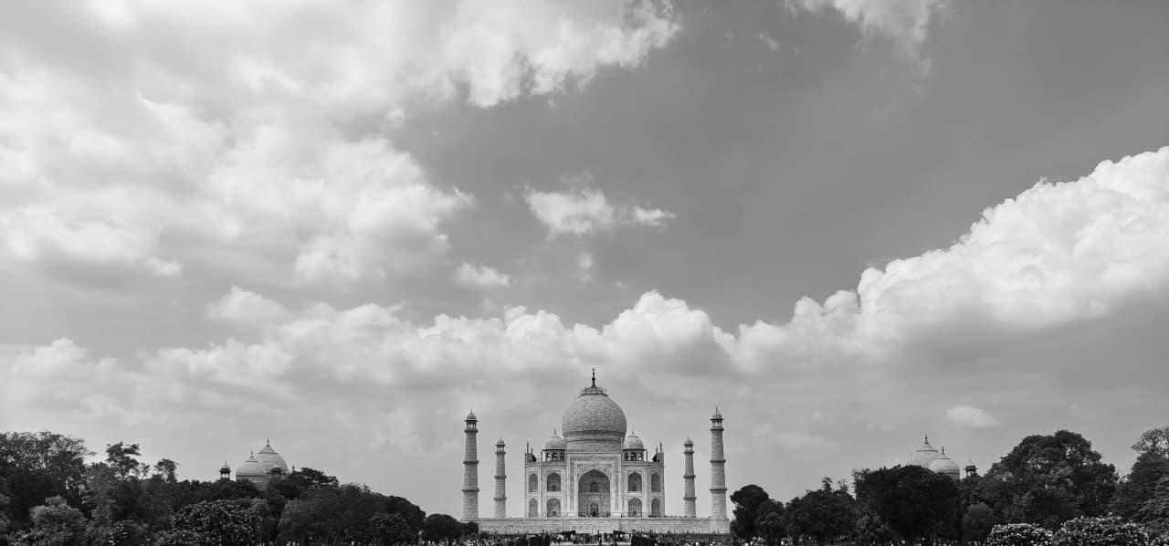 the taj in agra, grayscale — some things just don't need color to land