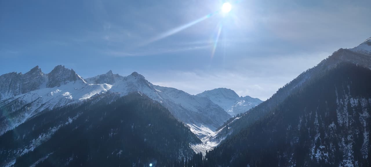 snow-capped peaks in kashmir that make every laptop screen feel very, very small